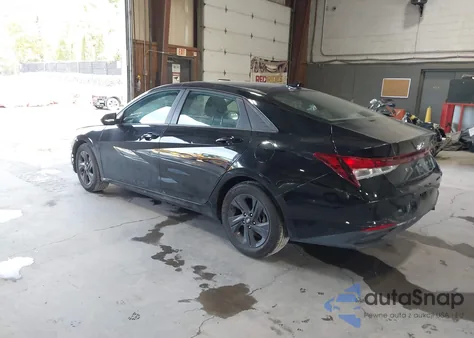 2022 Hyundai Elantra Sel from USA, damaged, VIN 5NPLM4AG2NH071831